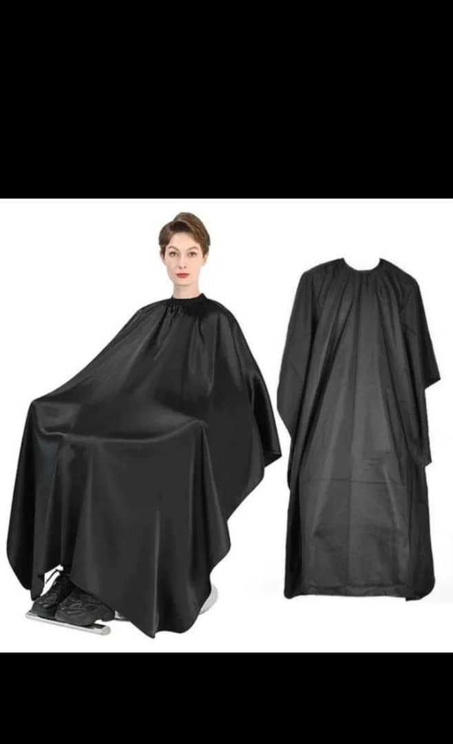 Salon Capes